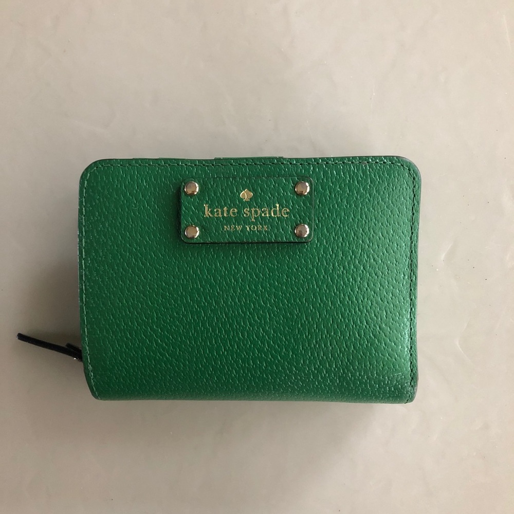 Kate Spade Green Wallet Minimally Used